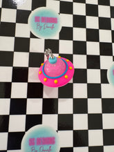 Load image into Gallery viewer, UFO Charm Add On For Retractable Badge Reel
